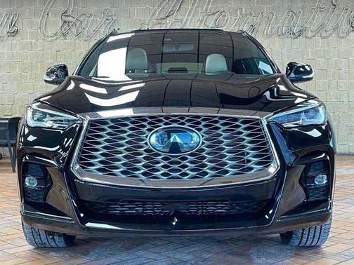 2023 INFINITI QX55 LUXE