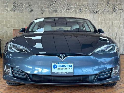 2019 Tesla Model S Standard Range