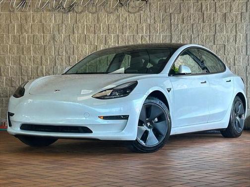 2022 Tesla Model 3 Long Range