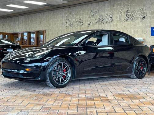 2022 Tesla Model 3 Long Range