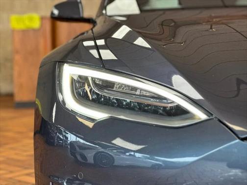 2021 Tesla Model S Long Range