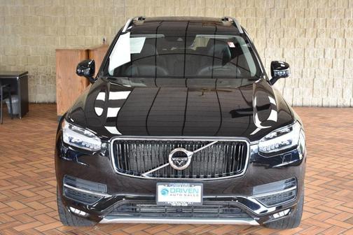 2017 Volvo XC90 T6 Momentum