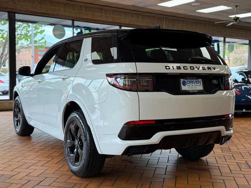 Fuji White 2023 Land Rover Discovery Sport S R-Dynamic 4WD