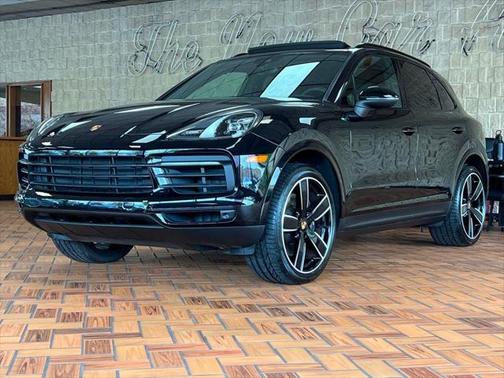 2023 Porsche Cayenne Base