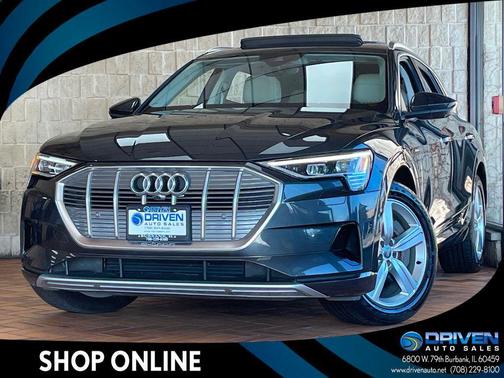 2019 Audi e-tron Premium Plus