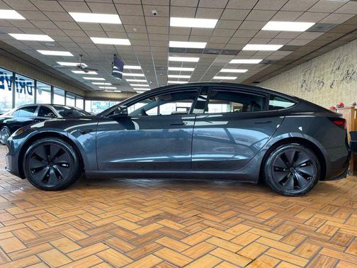 2024 Tesla Model 3 Standard Range