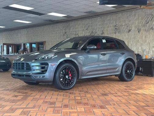 2015 Porsche Macan Turbo