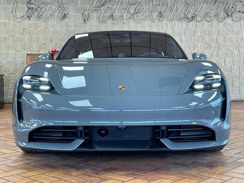 2023 Porsche Taycan Turbo AWD