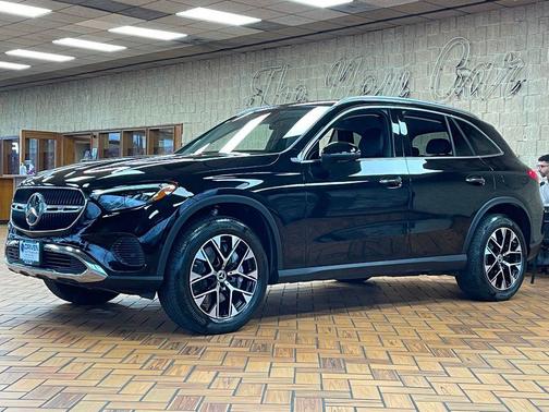 2025 Mercedes-Benz GLC 350e Base