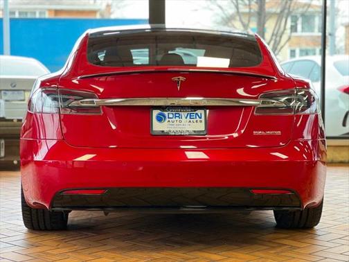 2020 Tesla Model S Performance