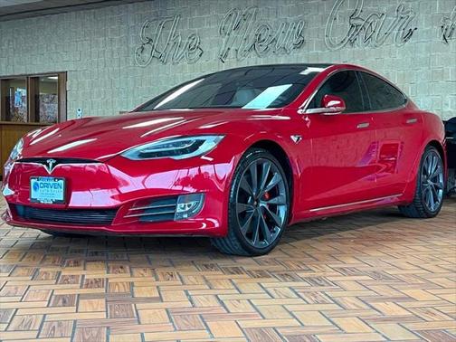 2020 Tesla Model S Performance