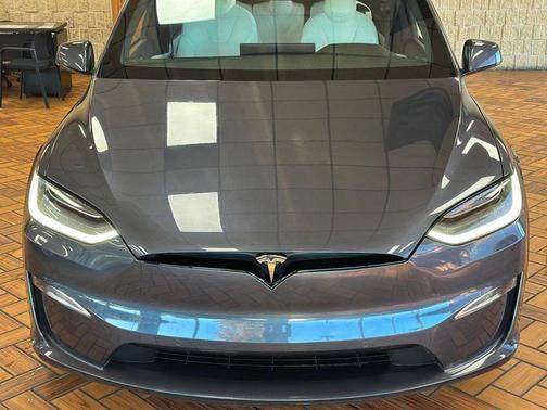 2022 Tesla Model X AWD