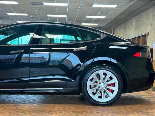 2016 Tesla Model S P90D