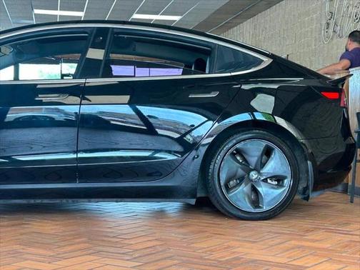 2018 Tesla Model 3 Standard