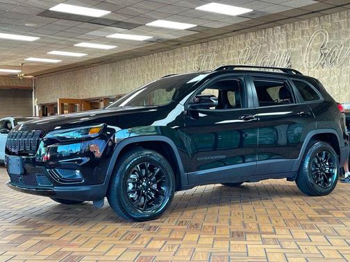2023 Jeep Cherokee Altitude