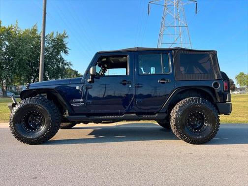 2013 Jeep Wrangler Unlimited Freedom Edition