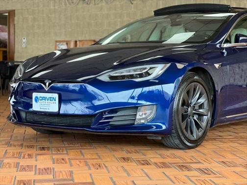 2018 Tesla Model S 100D