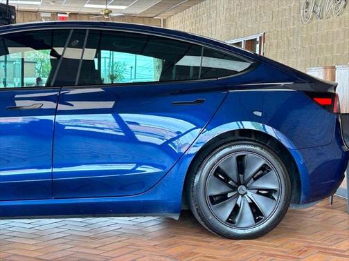 2022 Tesla Model 3 Standard Range