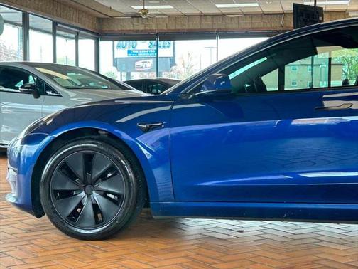 2022 Tesla Model 3 Standard Range