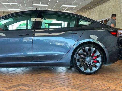2023 Tesla Model 3 Performance