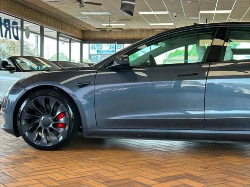 2023 Tesla Model 3 Performance