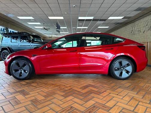 2022 Tesla Model 3 Standard Range
