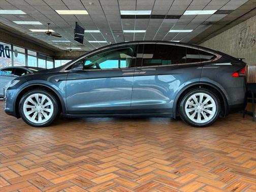 2017 Tesla Model X 100D AWD