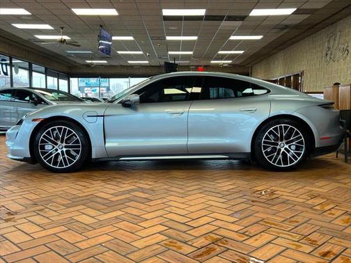 2020 Porsche Taycan Turbo Sedan