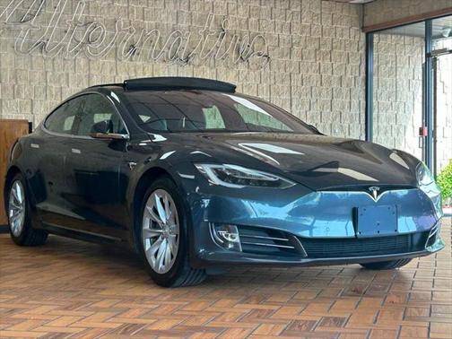 2017 Tesla Model S 75D