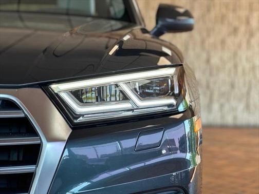 2020 Audi Q5 45 Premium Plus
