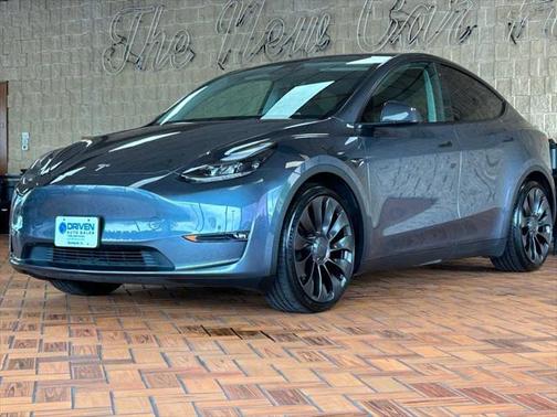 2023 Tesla Model Y Performance AWD