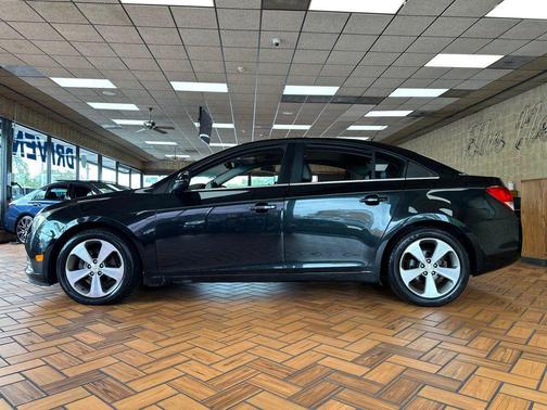 2011 Chevrolet Cruze 2LT