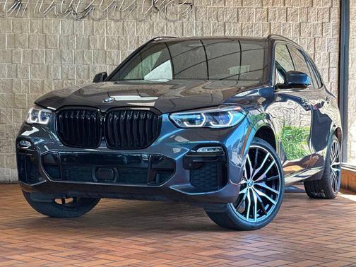 2020 BMW X5 M50i