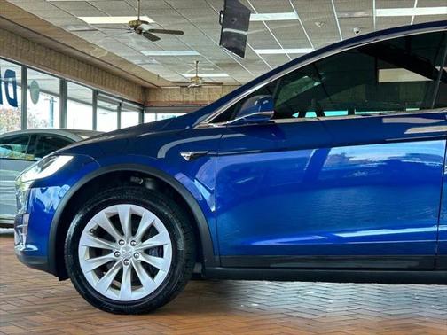 2020 Tesla Model X Long Range Plus AWD