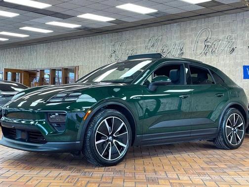 2024 Porsche Macan Electric 4 AWD