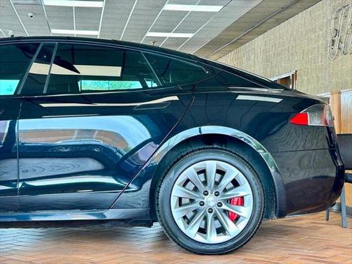 2017 Tesla Model S 75D