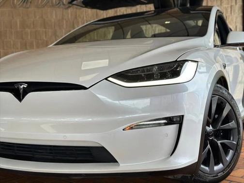 2022 Tesla Model X AWD