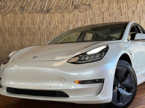 2020 Tesla Model 3 Standard Range Plus