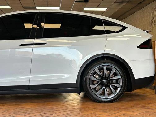2023 Tesla Model X AWD