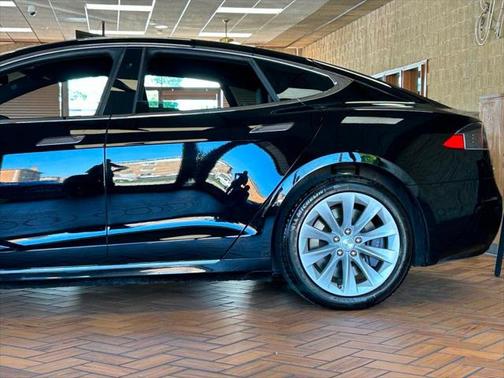 2018 Tesla Model S 75D