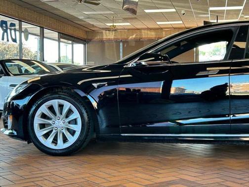 2018 Tesla Model S 75D