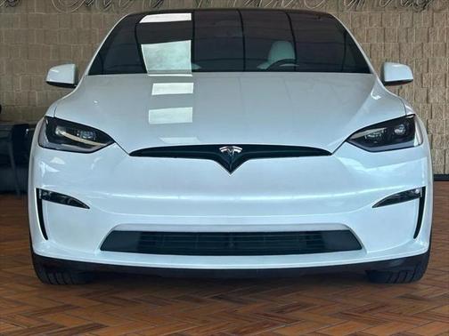 2023 Tesla Model X Standard Range AWD