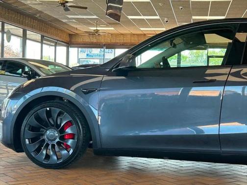 2022 Tesla Model Y Performance AWD