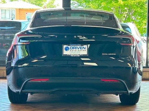 2025 Tesla Model 3 Long Range