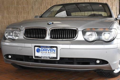 Photo 2 of 27 of 2003 BMW 745 i