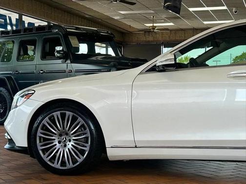 2018 Mercedes-Benz S-Class S 560 Sedan
