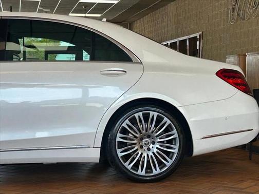 2018 Mercedes-Benz S-Class S 560 Sedan