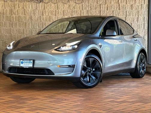 2024 Tesla Model Y Long Range AWD