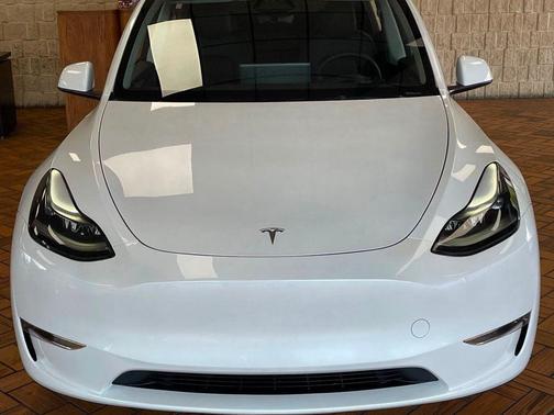 2024 Tesla Model Y Performance AWD