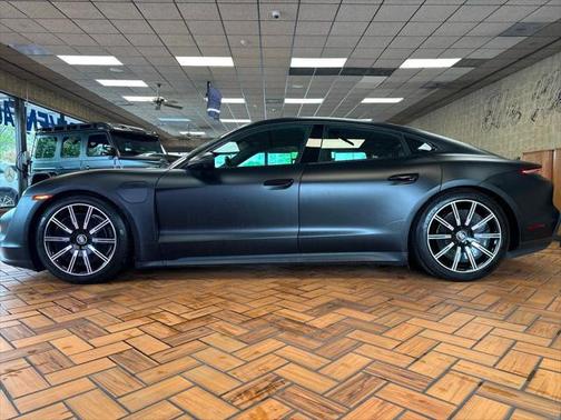 2022 Porsche Taycan 4S AWD